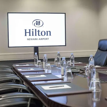 Hilton Newark Airport-3