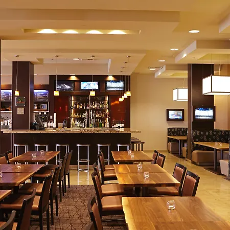 Courtyard By Marriott San Diego Mission Valley/Hotel Circle-3