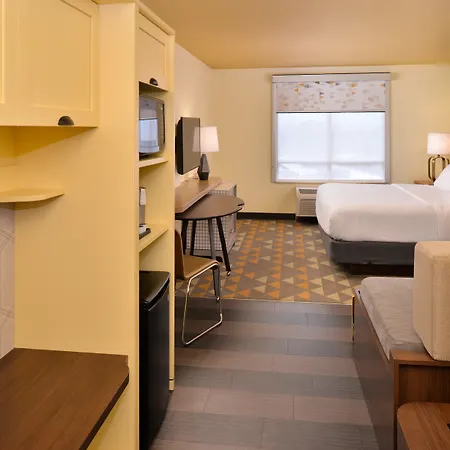 Holiday Inn Kansas City Airport By Ihg-3