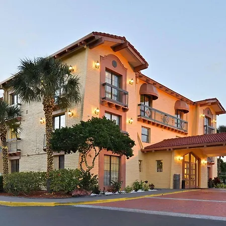 Rodeway Inn Near Ybor City - Casino-3