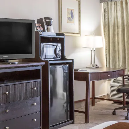Clarion Hotel Orlando International Airport-3