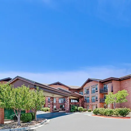 Days Inn & Suites By Wyndham Page Lake Powell-3