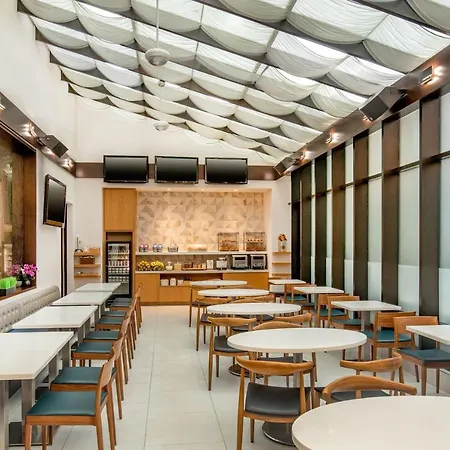 Fairfield By Marriott New York Manhattan Times Square-3