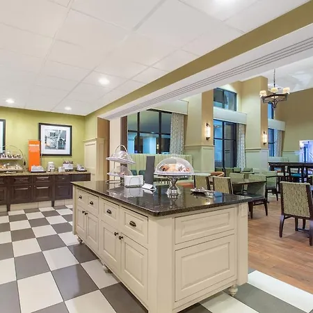 Hampton Inn & Suites Albany-Airport-2