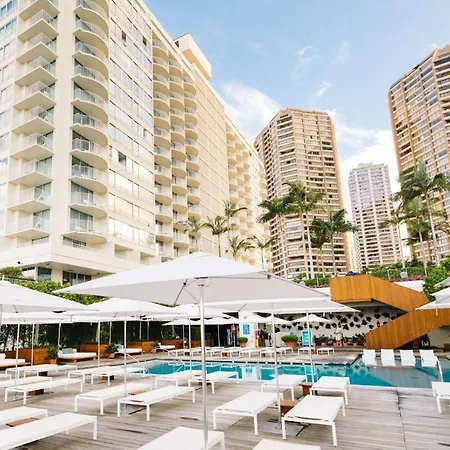 Hilton Vacation Club The Modern Honolulu-3