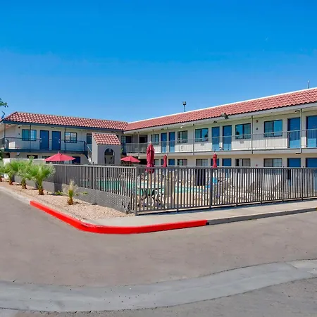 Motel 6-Kingman, Az - Route 66 East-2
