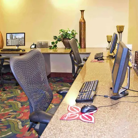 Hilton Garden Inn Philadelphia Center City-3