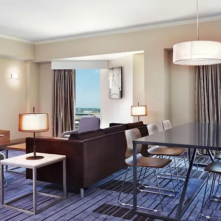 Hilton Newark Airport-2