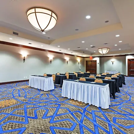 Hilton Waco-2