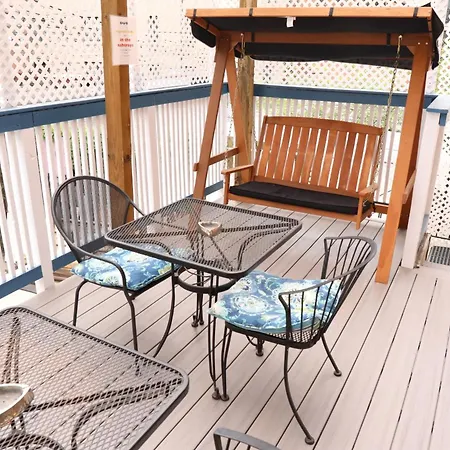 Duo Housing (Adults Only)-3