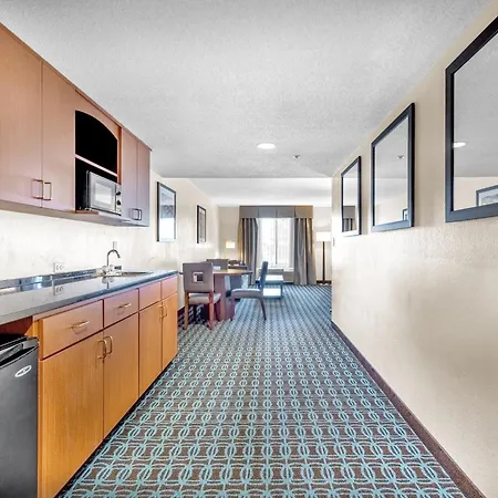 Wingate By Wyndham Chicago Schaumburg-2