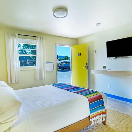 The Siesta Motel-2
