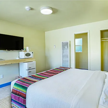 The Siesta Motel-3