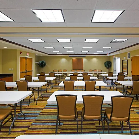 Fairfield Inn & Suites Toledo North-3