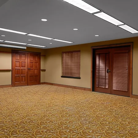 Larkspur Landing Extended Stay Suites Bellevue-2
