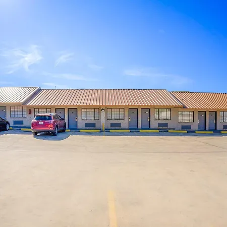 Pleasanton Executive Inn By Oyo-3