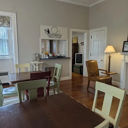 Farrell House Lodge At Sunnybrook Trout Club-2