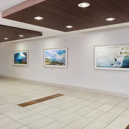 Holiday Inn Express Waikiki By Ihg-3
