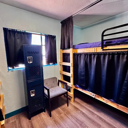 Sin City Hostel-3
