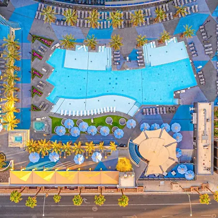 Hilton Grand Vacations Club Elara Center Strip Las Vegas-3