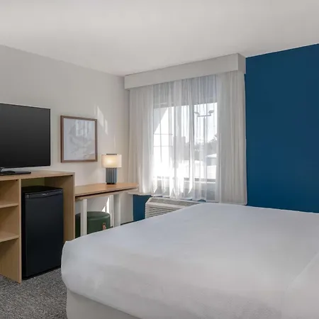 Spark By Hilton Savannah Midtown-2