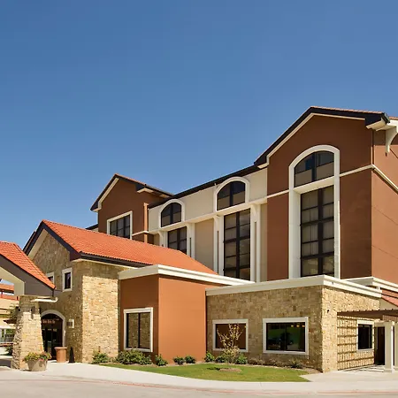 Drury Plaza Hotel San Antonio Airport-3