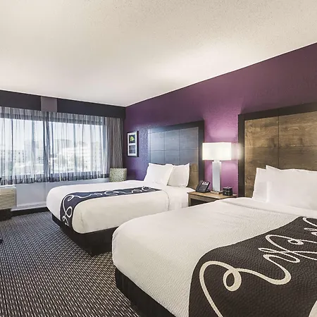 La Quinta By Wyndham Virginia Beach-3