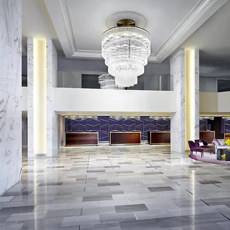 Sheraton Gateway Los Angeles Hotel-3