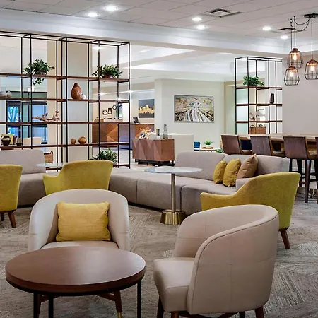 Sheraton Suites Market Center Dallas-2