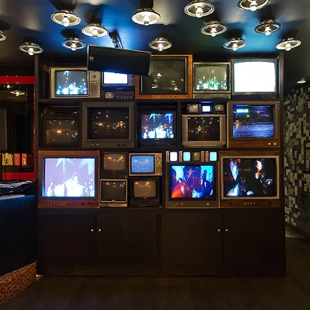 The Line Hotel La-3