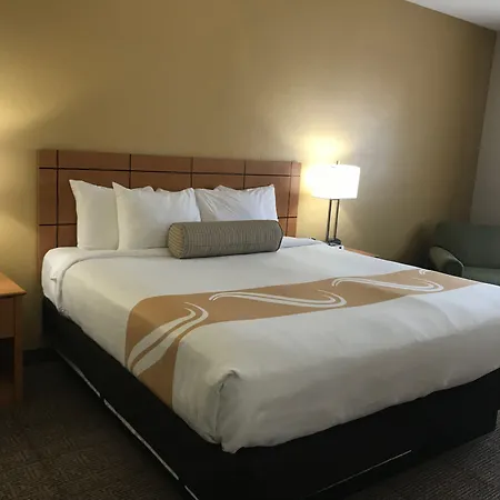 Quality Inn & Suites Springfield Southwest Near I-72-2