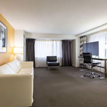 Comfort Inn & Suites Baltimore Inner Harbor-3