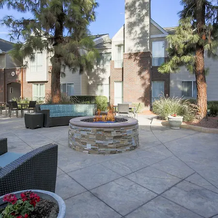 Residence Inn Bakersfield-3