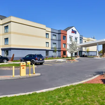 Fairfield Inn Rochester Airport-2
