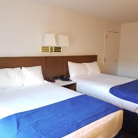 Constitution Inn-3