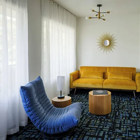Jupiter Hotel-3