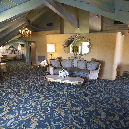 Madonna Inn-3