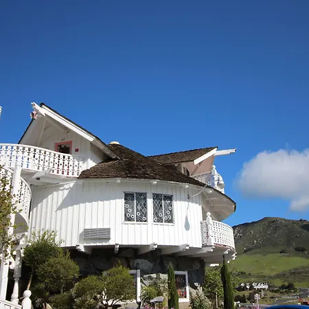 Madonna Inn-2
