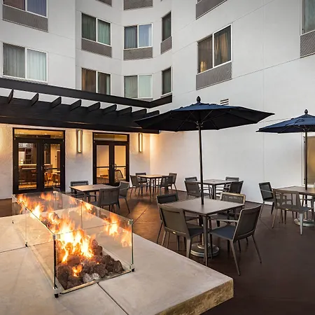 Courtyard By Marriott Anaheim Resort/Convention Center-2