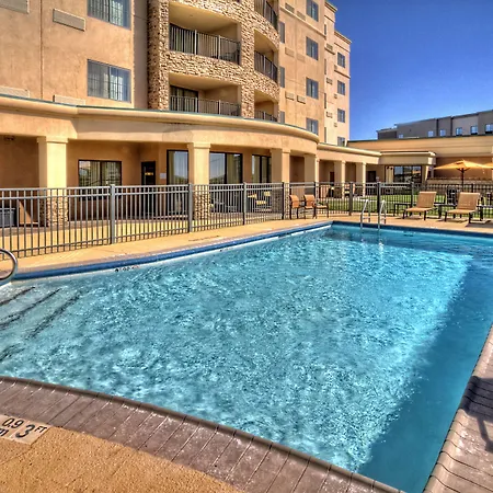 Courtyard By Marriott Midland-2