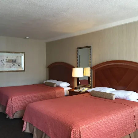 Royal Pacific Motor Inn-2