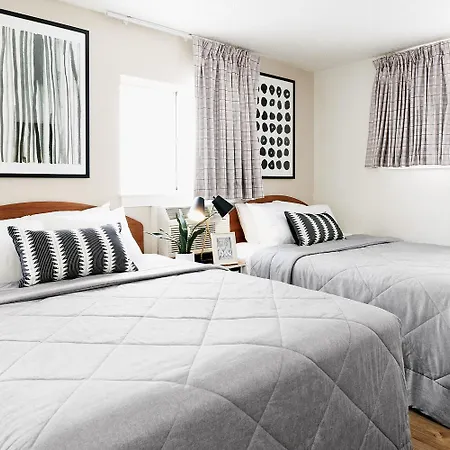 Intown Suites Extended Stay Marietta Ga - Town Center-3