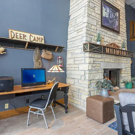 Wildwood Lodge & Suites-2