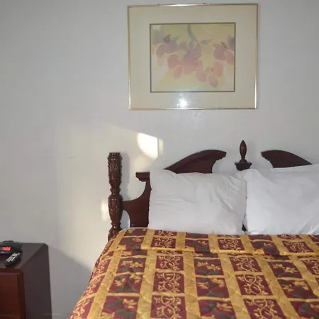 Searle Motel-2