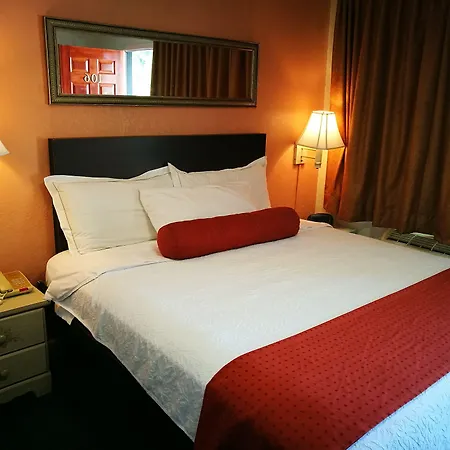 Merida Inn & Suites-3