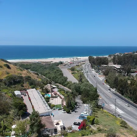 Malibu Country Inn-2