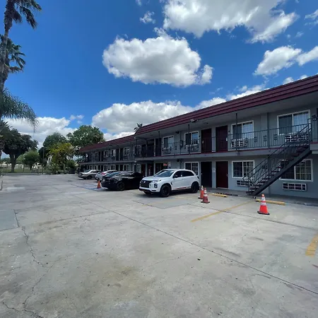 Simplestay Suites - Downtown San Bernardino-3