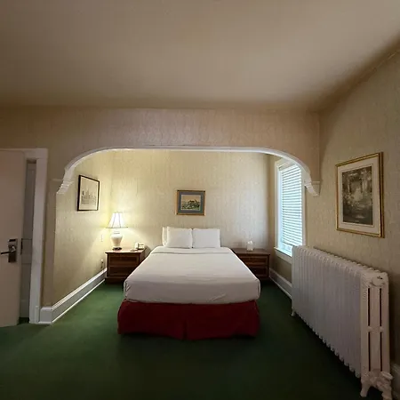 Windsor Inn Hotel-3