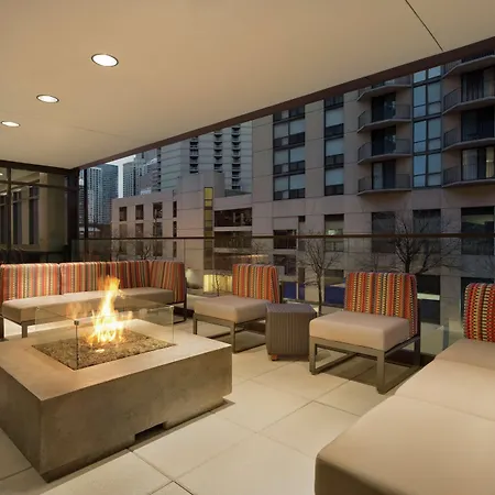 Home2 Suites By Hilton Chicago River North-2