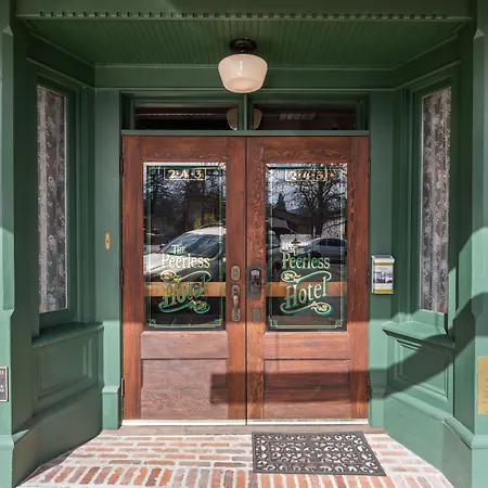 The Peerless Hotel-3